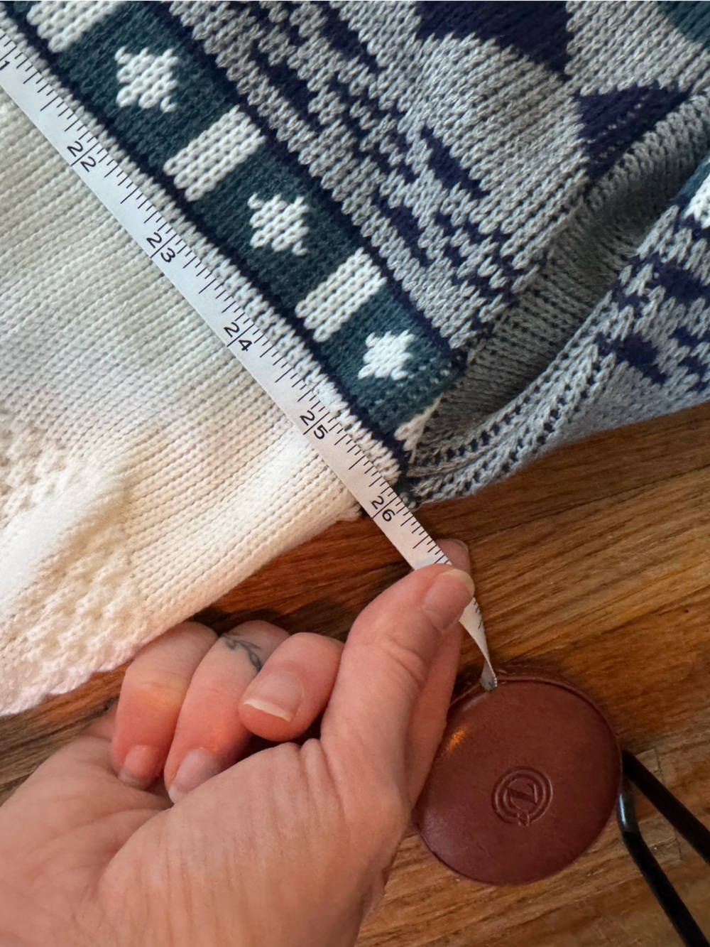 Vintage Cream Patterned Sweater - Picture 5 of 6